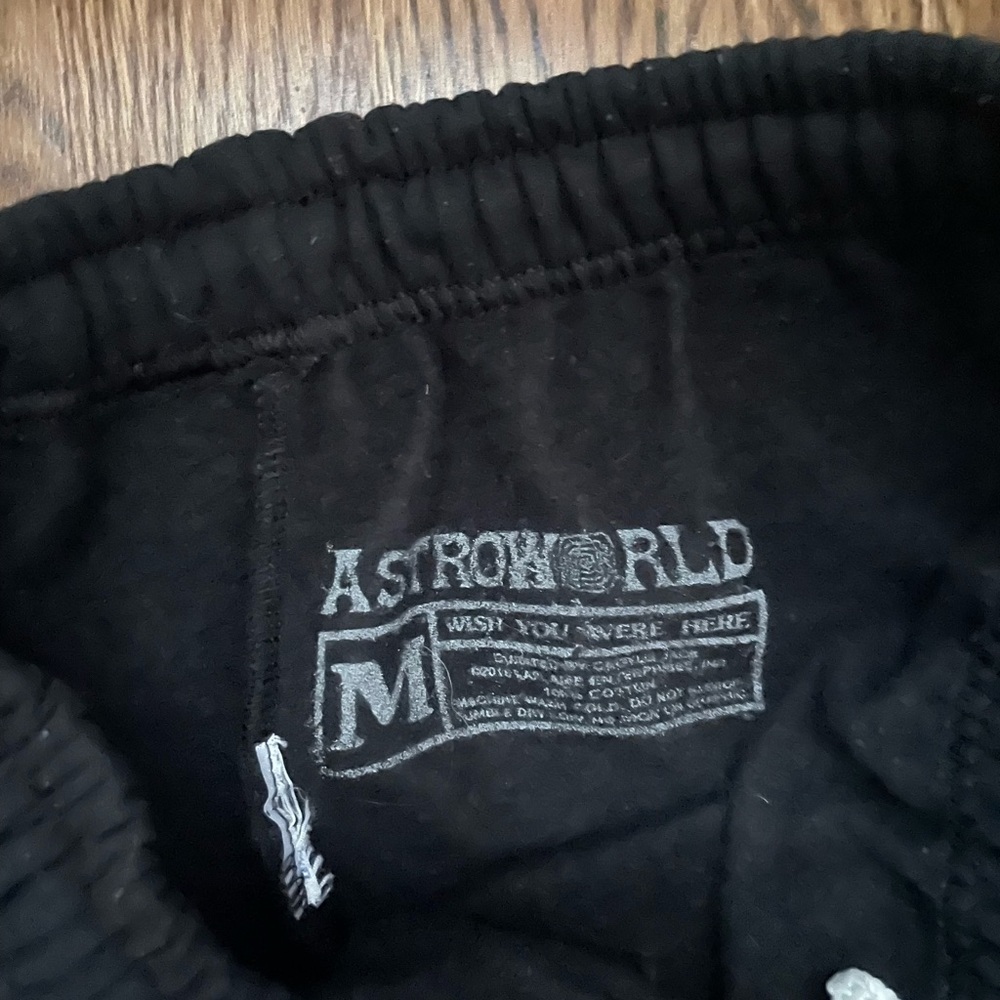 Travis Scott Astroworld Sweatpants Size M - Picture 3 of 5